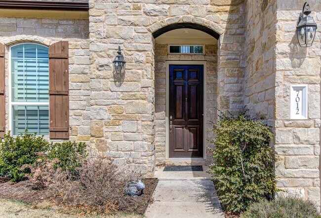 Photo - 7012 Calpe Dr