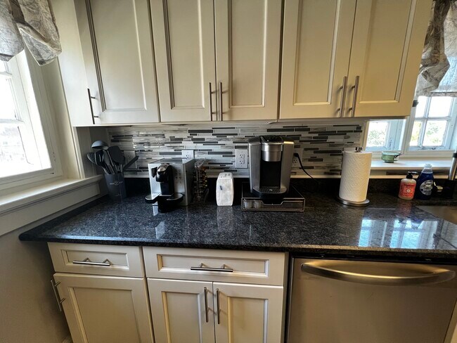 Photo - 24 S River St Unidad 3rd Floor