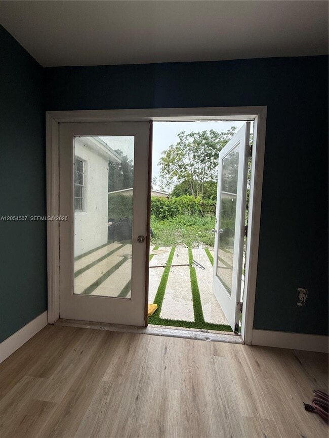 2409 2nd Ave SE