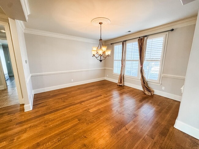 Photo - 713 Briston Ln