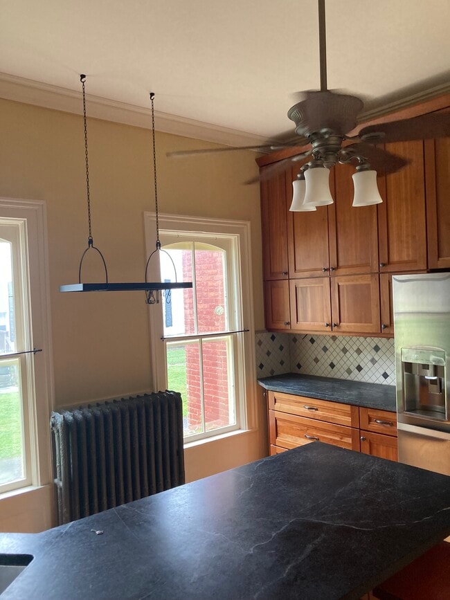 141 N Broad St Unit 1
