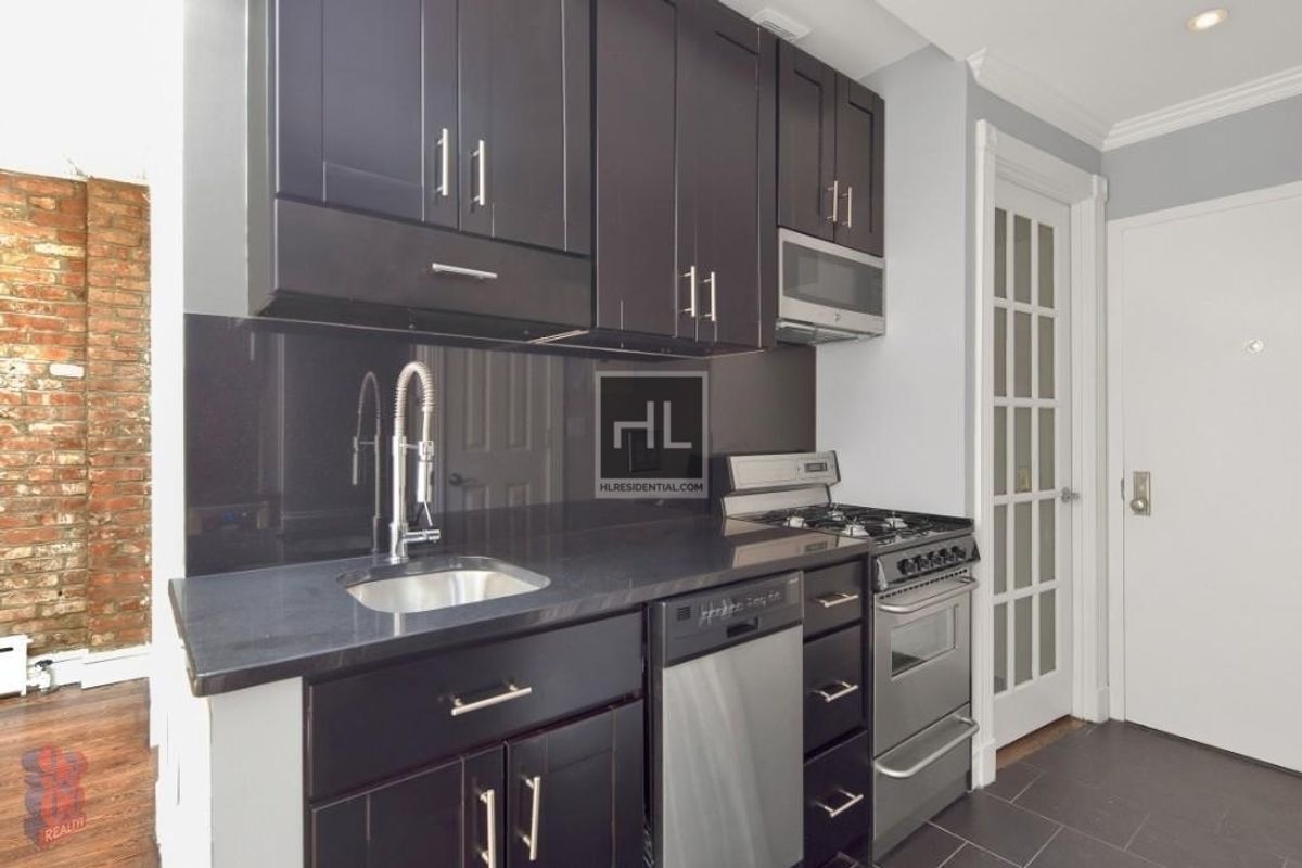 E 12TH ST. - E 12TH ST. Apartamento Unidad 2