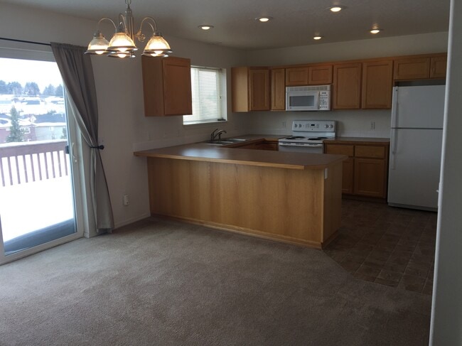 Photo - 1172 SW Lost Trail Dr