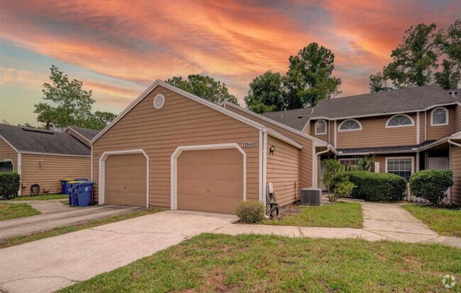 Building Photo - 11840 Ashbrook Cir N Rental