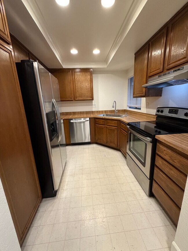 Photo - 1665 Braddock Ct
