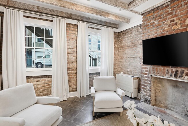 Photo - 309 Lorch St