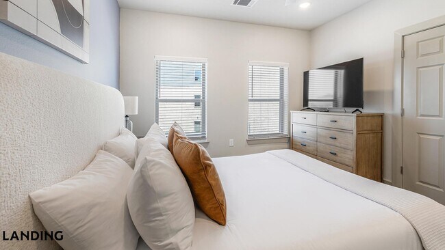 3751 Heritage Towne Blvd. Unit 3215