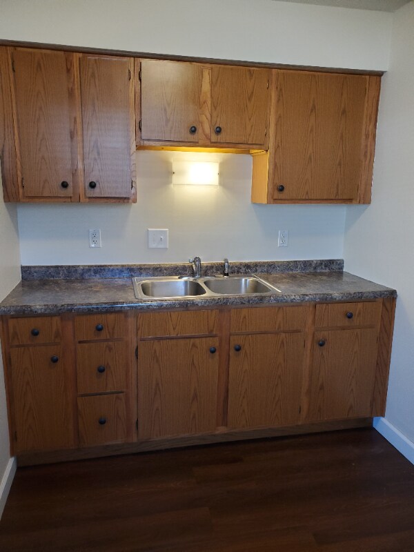 2838 Joyce Ave Unit B
