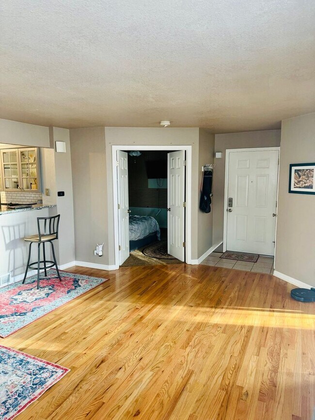 Photo - 13762 E Lehigh Ave