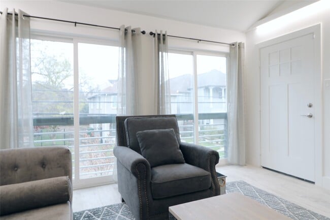 Photo - 1802 Arbor St Unit E3