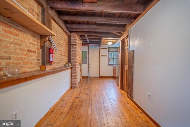 Photo - 914 Lemmon St