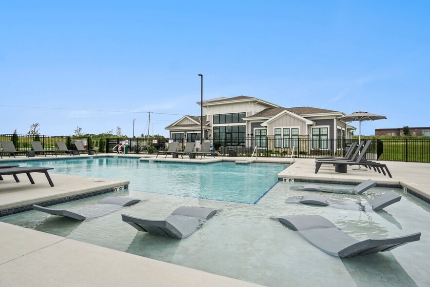 Seasons at Mount Pleasant Resort Style Pool