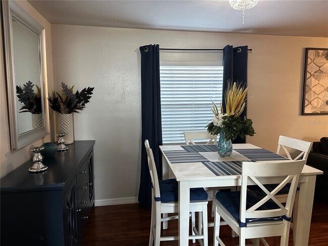 Photo - 2521 Lorraine St