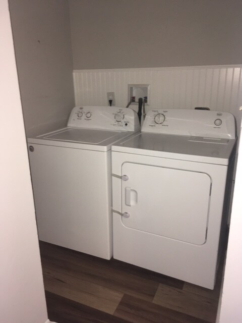 Photo - 1662 Stonegate Dr