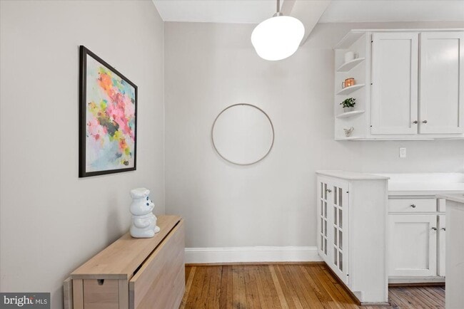 Photo - 3028 Porter St NW Unit 204