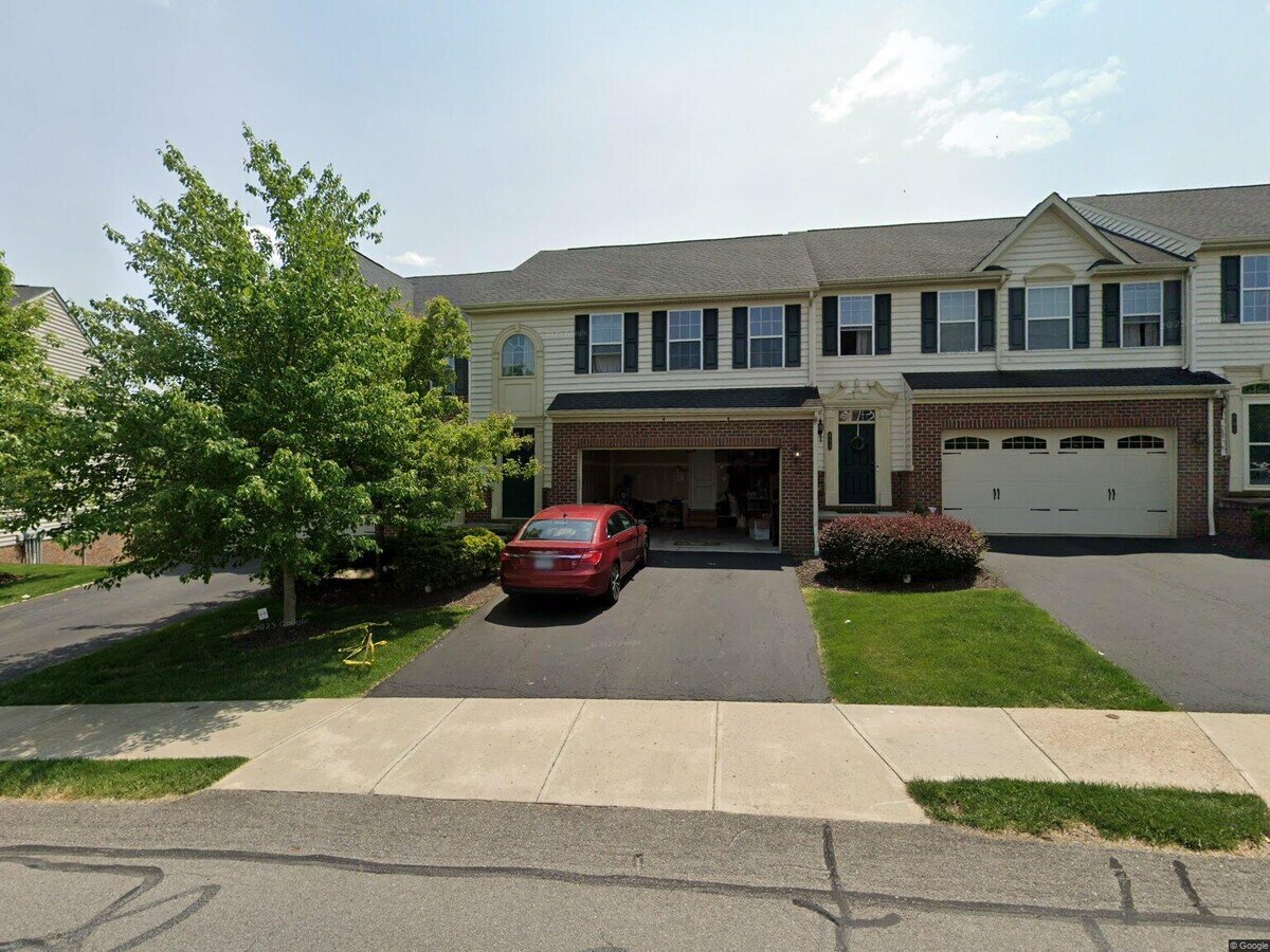 Photo - 805 Fairgate Dr