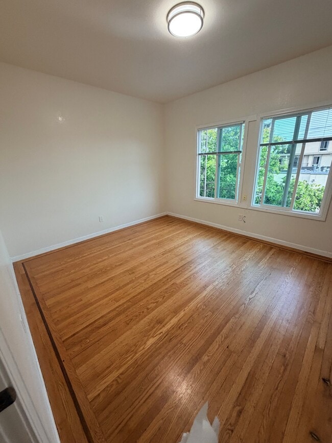 Building Photo - 2201 Channing Way Unit 7