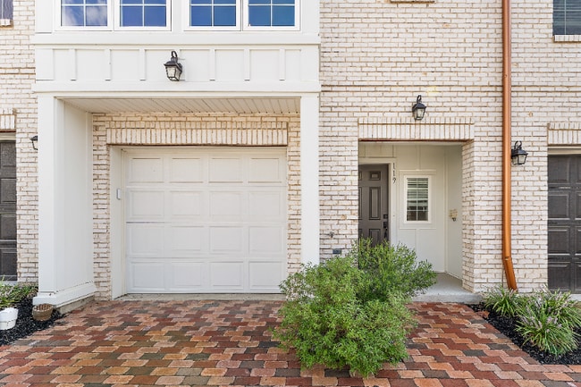 Photo - 119 Founders St