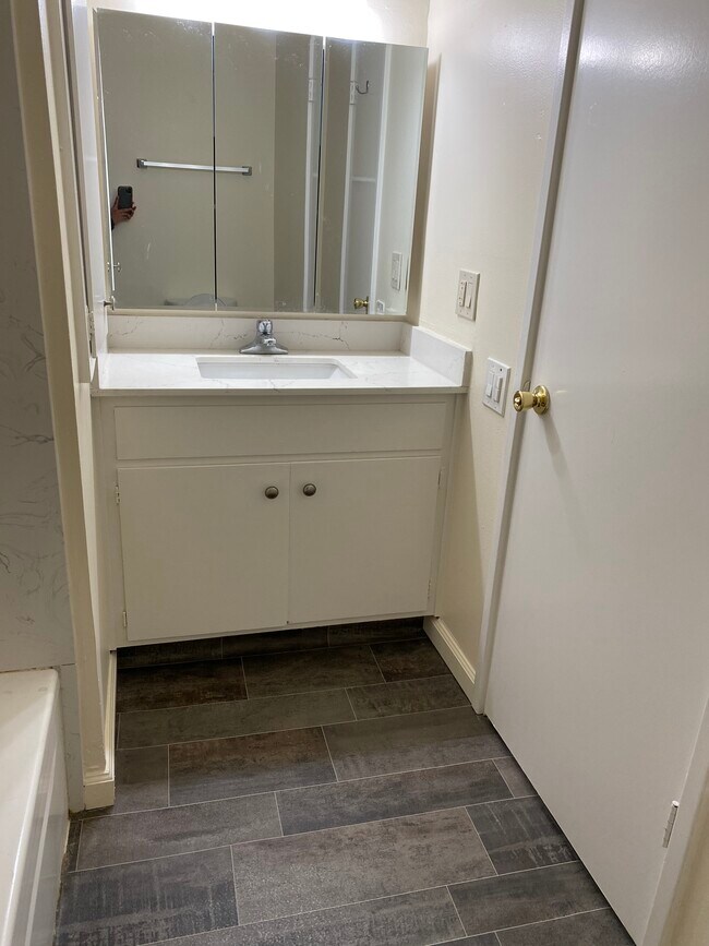 Photo - Moraga Hills Apartments