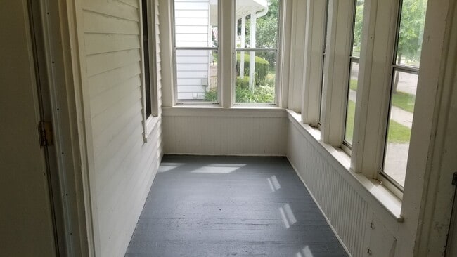 Photo - 826 W Elsie St