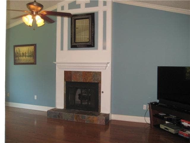 8407 Spring Valley Dr
