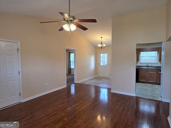 Photo - 101 Mossy Oak Dr