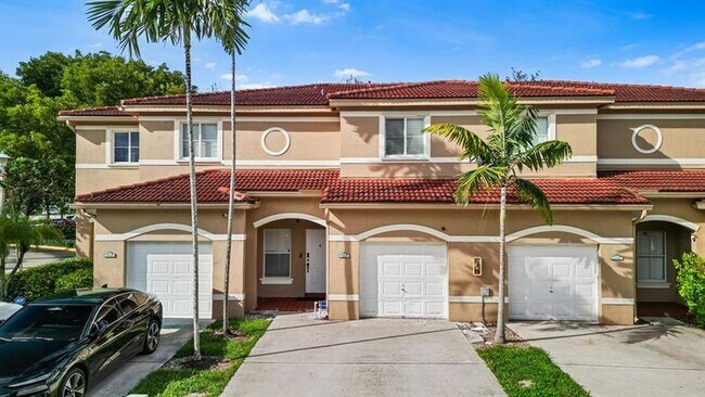 Photo - 7923 N Southwood Cir