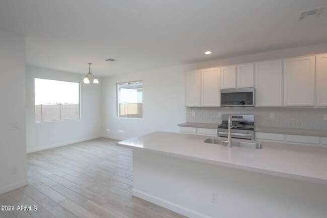 5616 W Stargazer Pl