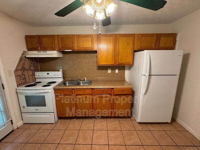 Photo - 541 Springwood Dr Rental
