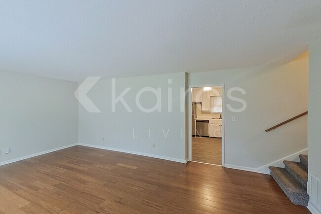 Photo - 5169 Beacon Dr