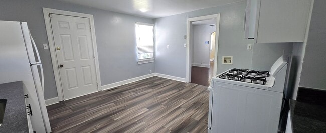 Photo - 818 Coolidge St