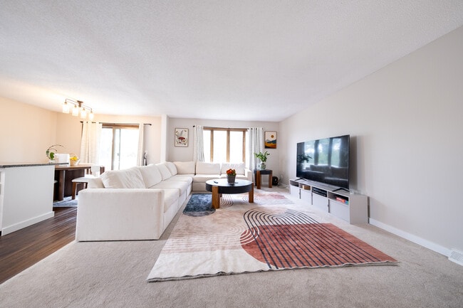 Photo - 16503 Franklin Trail SE