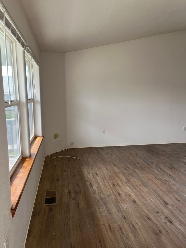 Photo - 396-396 Crystal Dr Unidad 396