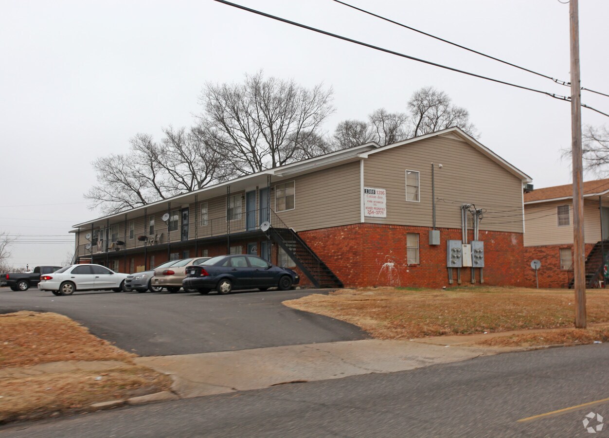 Photo - Westwood Apartments