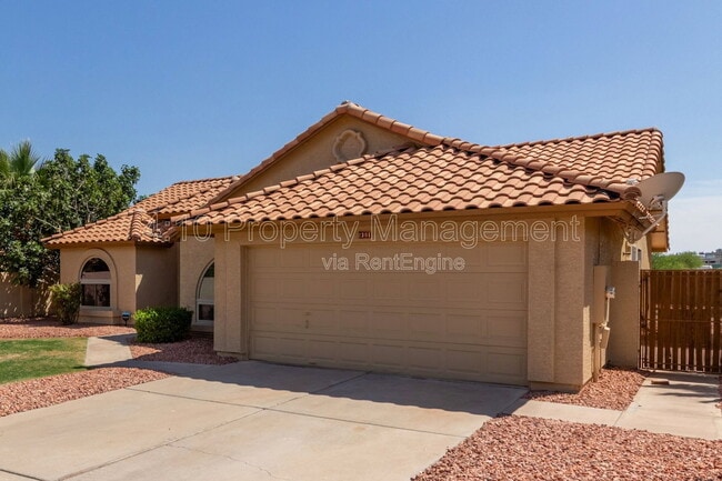 Photo - 2381 W Redwood Dr