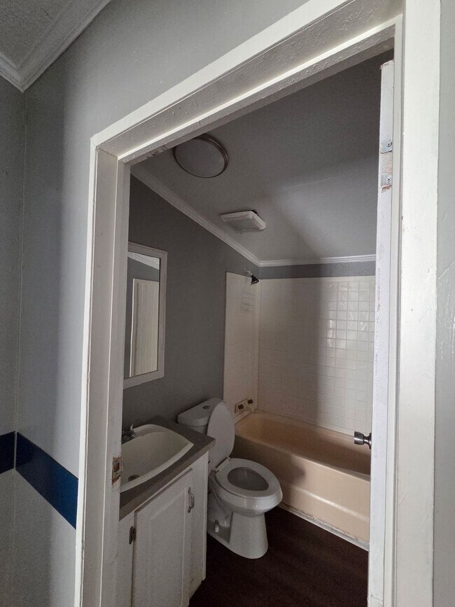 Photo - 3 Bed/2 Bath Mobile Home