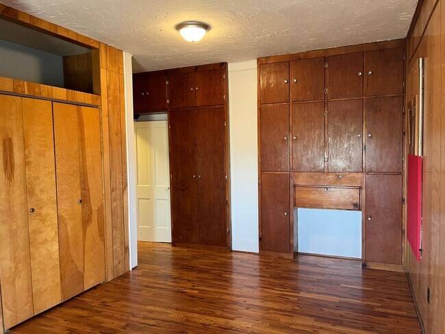 Photo - Country living at a great Price.