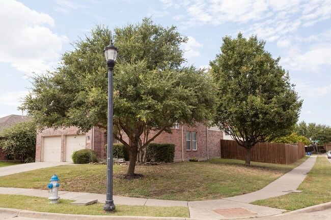 Photo - 5000 Bald Cypress Ln