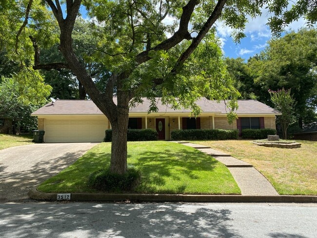 Building Photo - 3512 Glendale Dr Rental