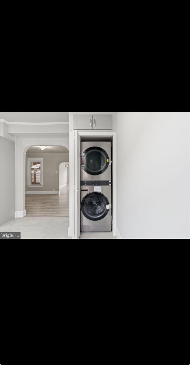 Photo - 6617 Rutland St