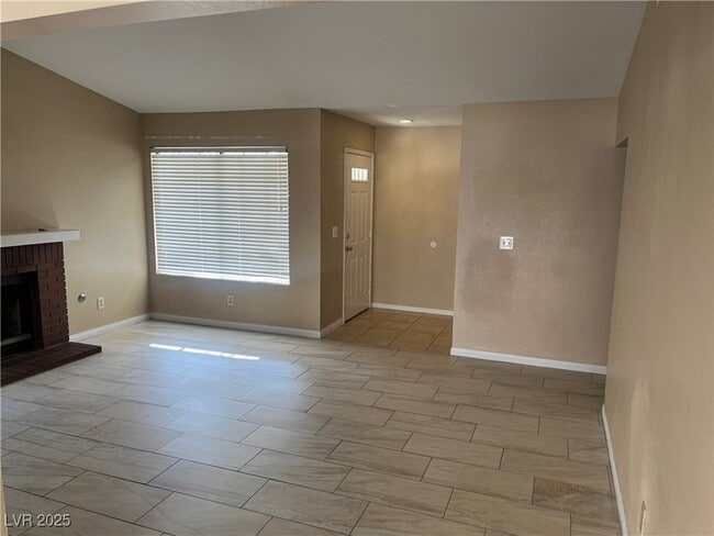 Photo - 368 Abbington St