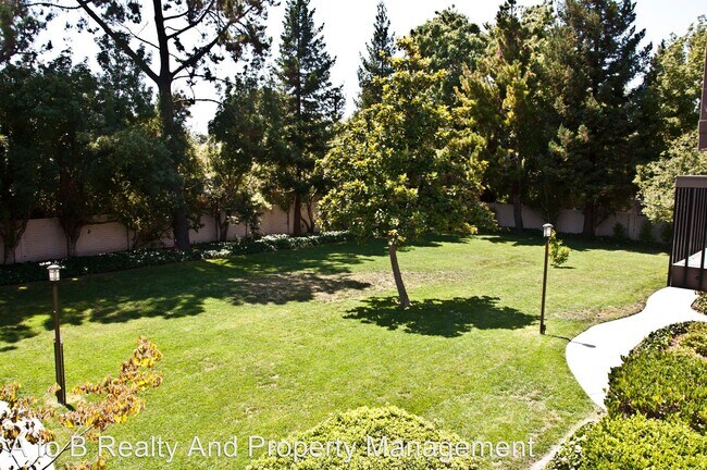 Photo - 2 br, 2 bath House - 609 San Conrado Terr #4