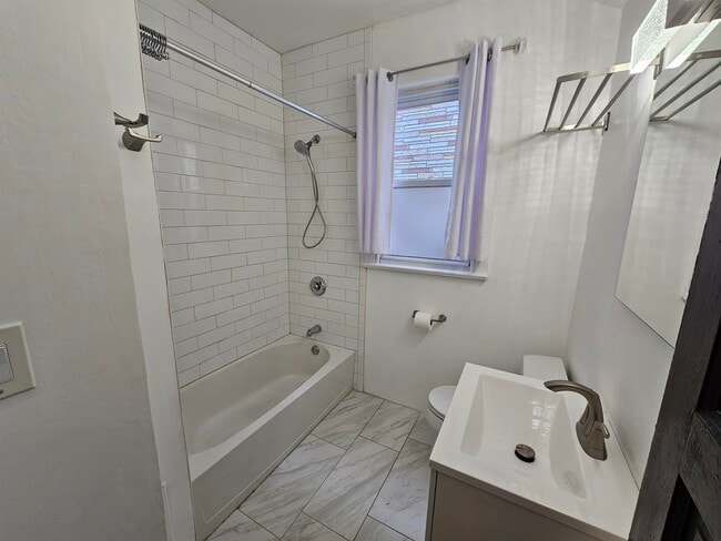 Photo - 303 FULTON Ave Unit apt 1, first floor