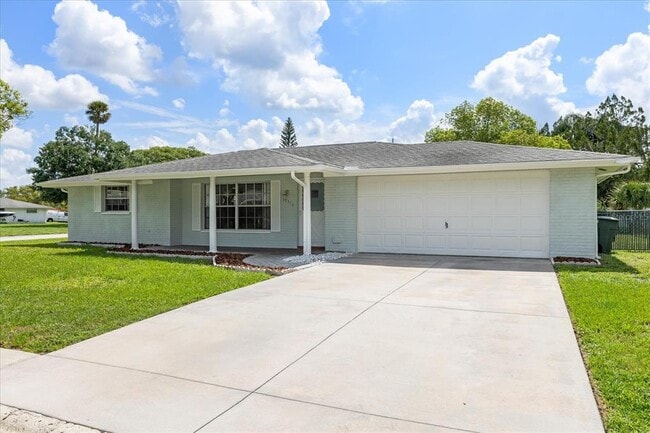 Photo - 7751 Cherrytree Ln Casa