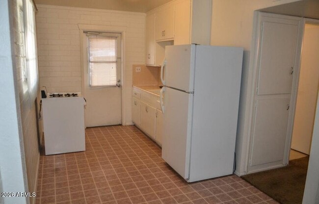 Photo - 3426 N Miller Rd Unit 4