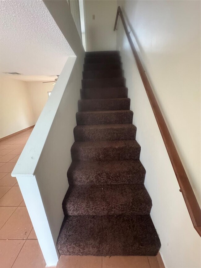 Photo - 2845 NE 15th St