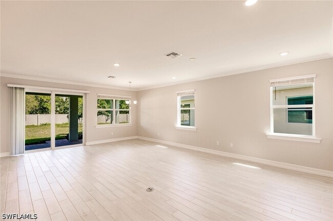 Photo - 536 Polihale Wy