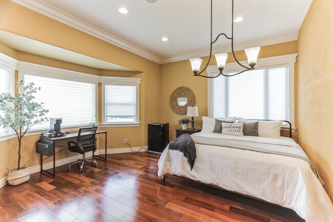 Photo - 256 Douglas Ln