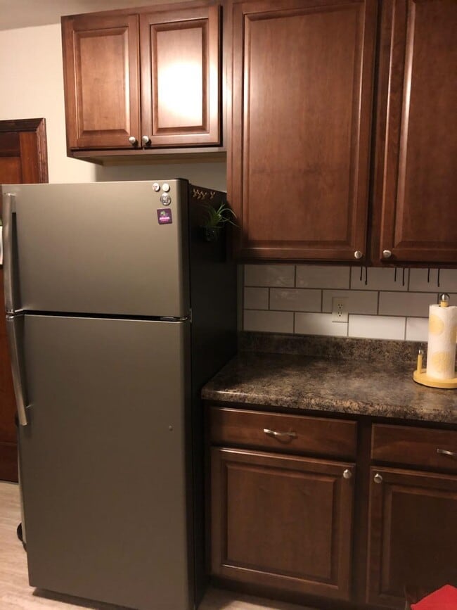 Lots of cabinet space! - 5717 W Vliet St