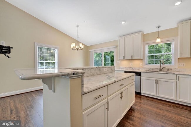 Photo - 965 Old Annapolis Neck Rd